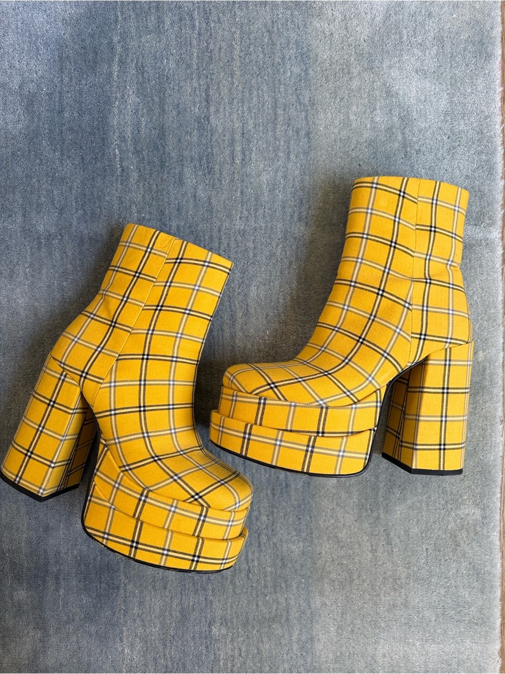 Steve Madden Yellow Plaid Platform Ankle Boots Clueless inspired